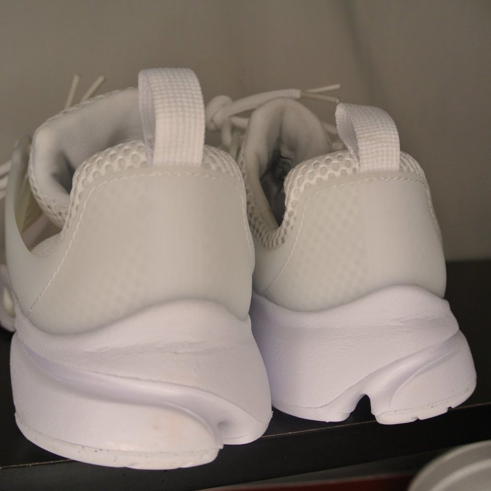 Nike Air Presto GS Triple White 833875-100 size 5Y / Women's 6.5 New - Picture 4 of 11